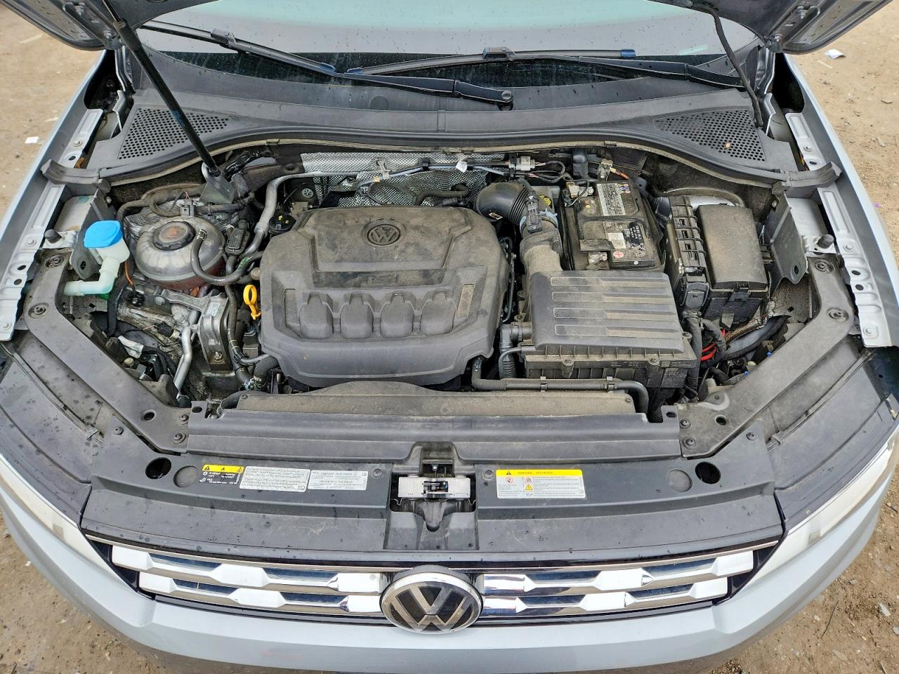 2021 VOLKSWAGEN TIGUAN SE photo 23