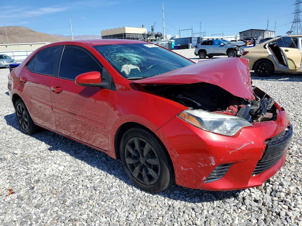 2015 TOYOTA COROLLA LE photo 4