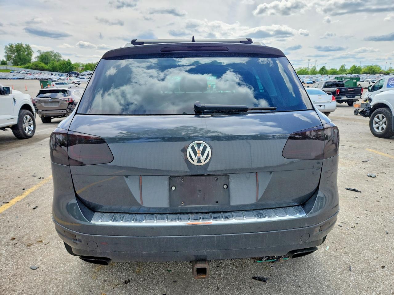 2014 VOLKSWAGEN TOUAREG V6 photo 6