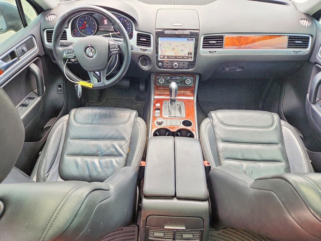 2014 VOLKSWAGEN TOUAREG V6 photo 8