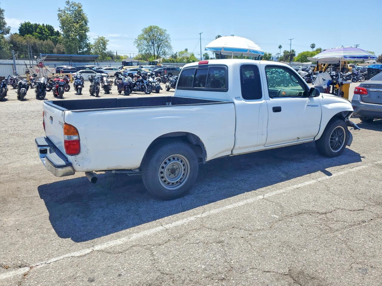 2004 TOYOTA TACOMA XTRACAB photo 5