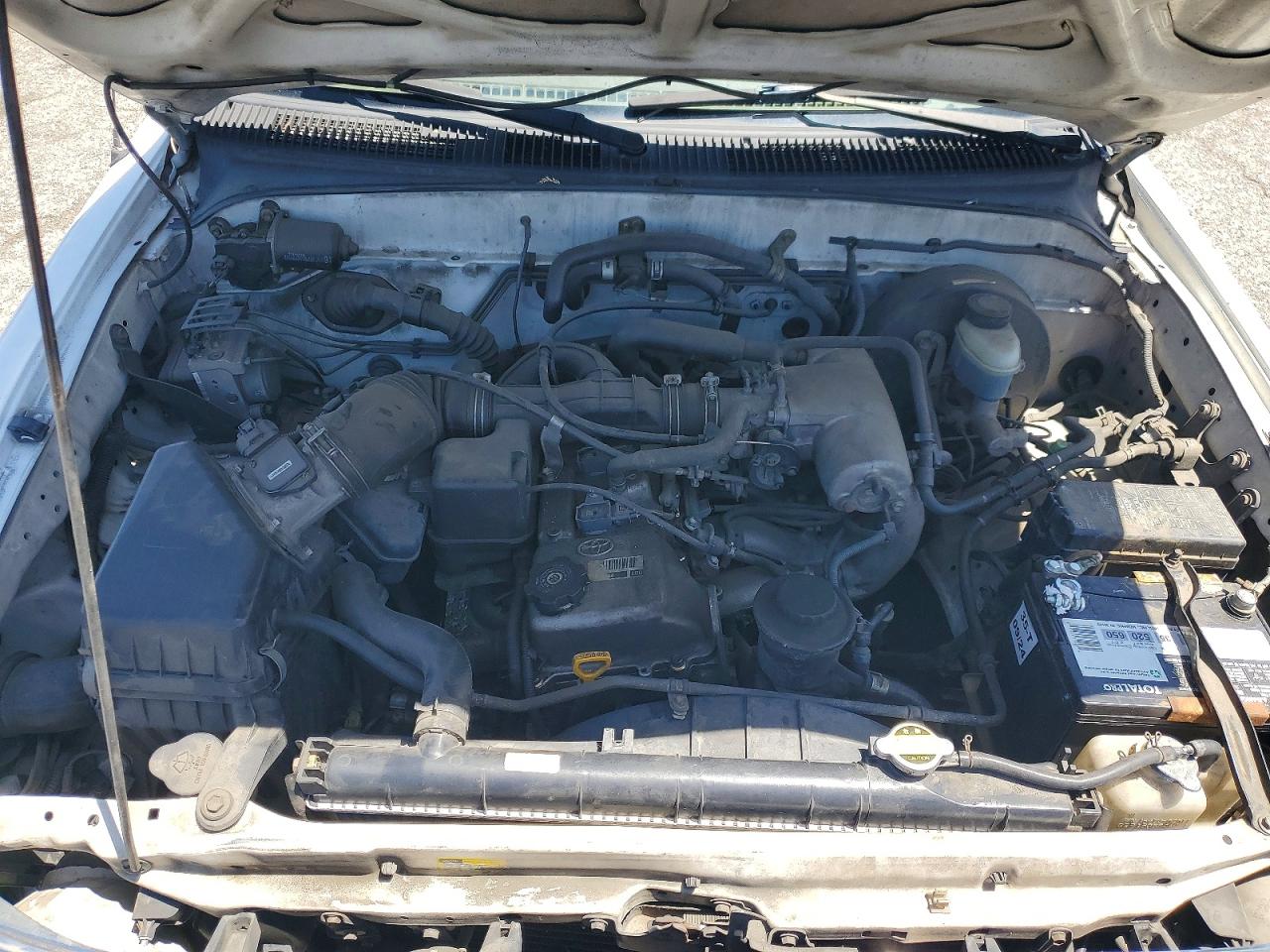 2004 TOYOTA TACOMA XTRACAB photo 21