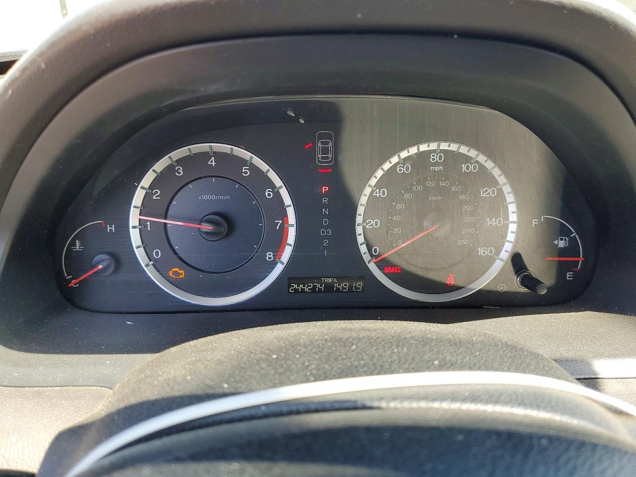 2010 HONDA ACCORD LX photo 17