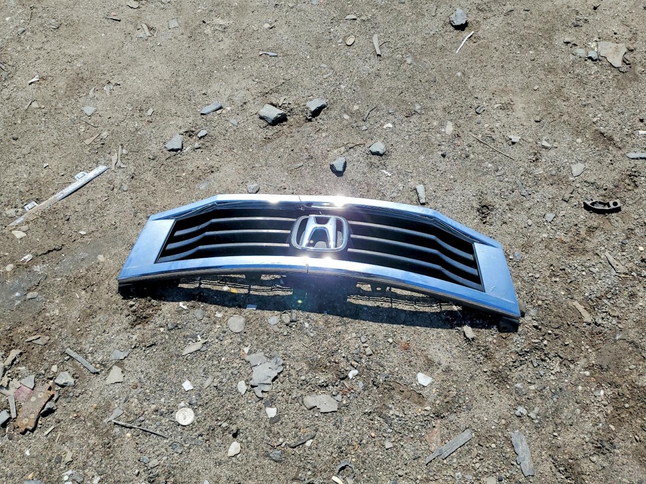 2010 HONDA ACCORD LX photo 23