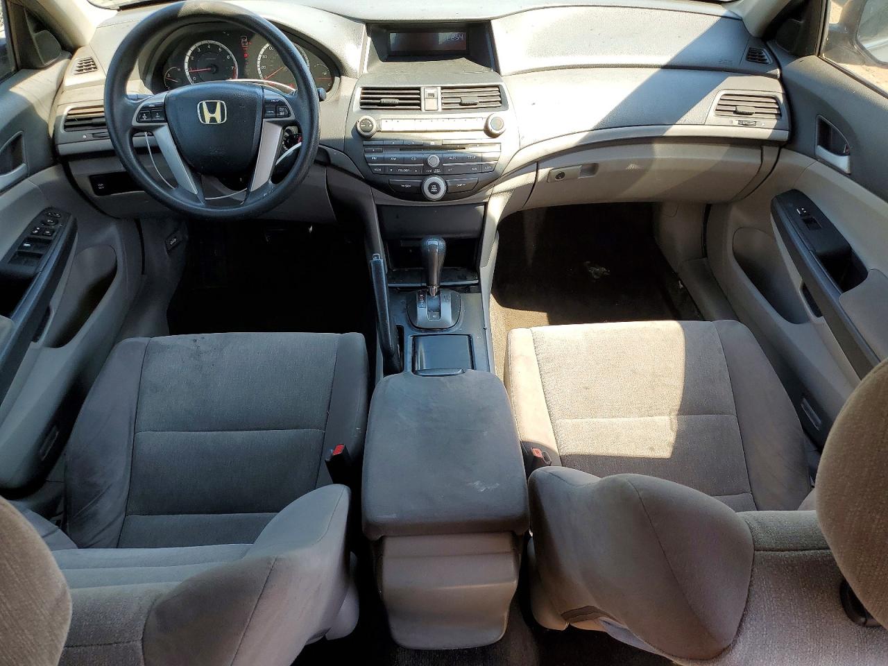 2010 HONDA ACCORD LX photo 15