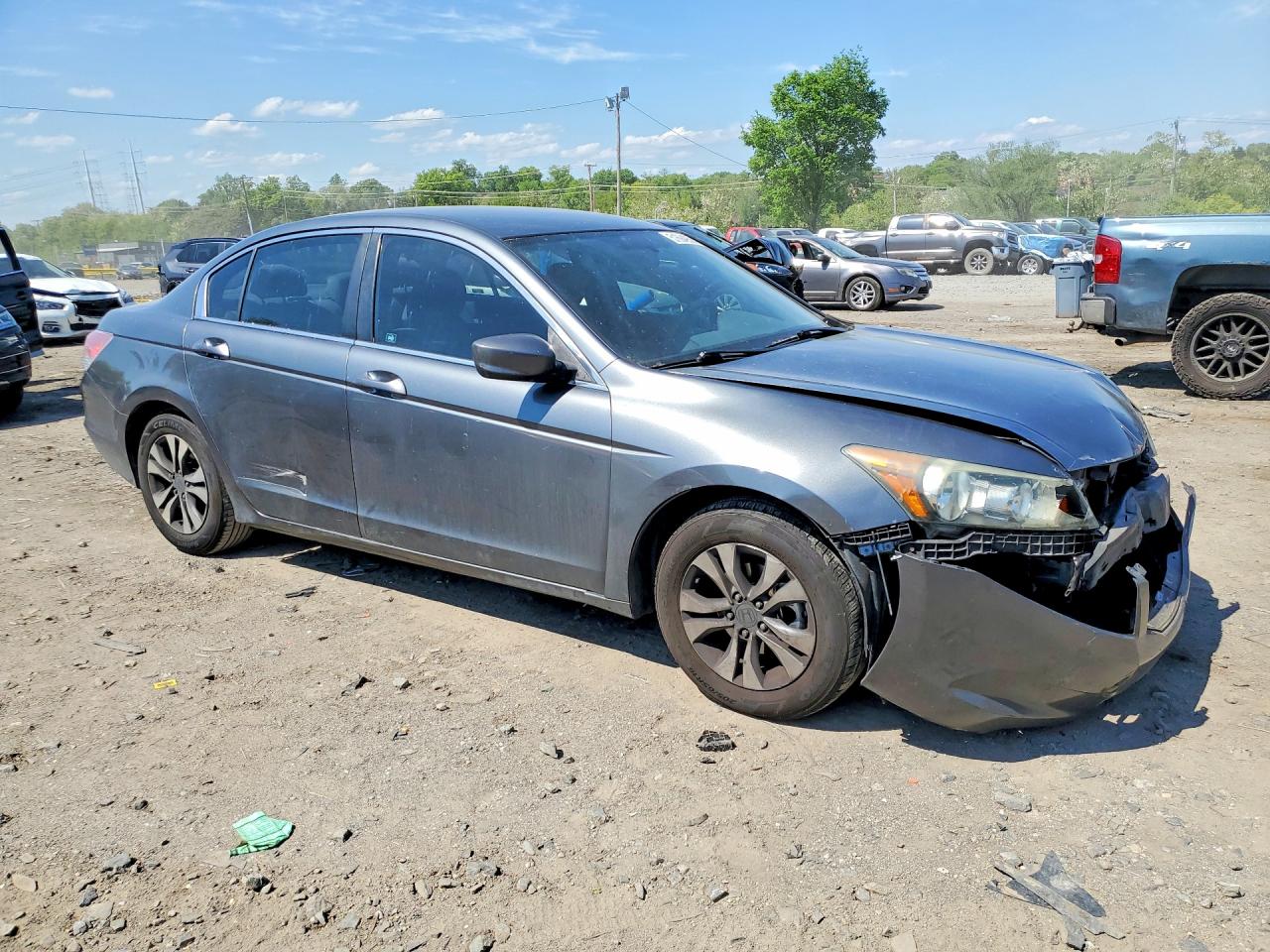 2010 HONDA ACCORD LX photo 7