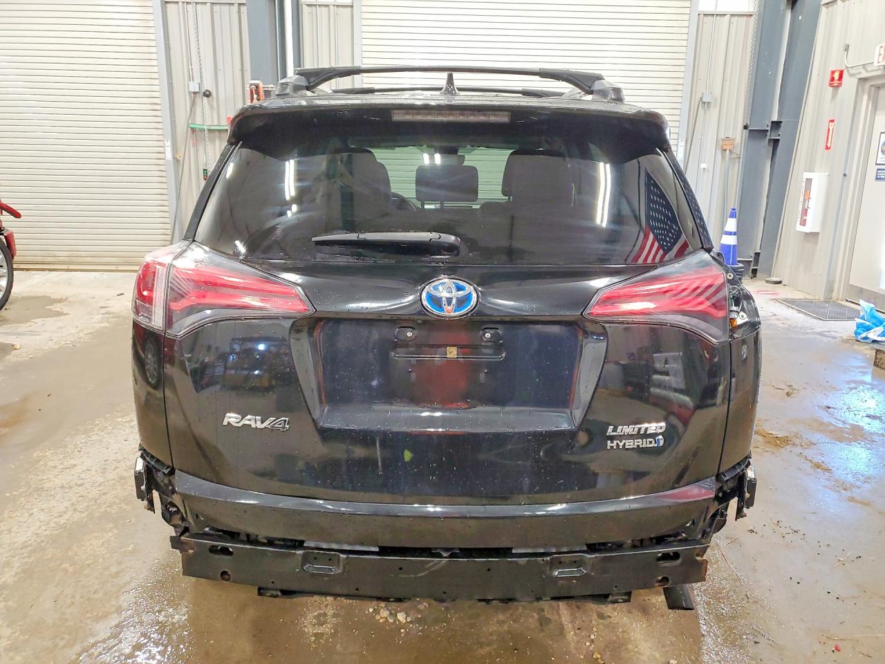 2018 TOYOTA RAV4 HV LIMITED photo 6