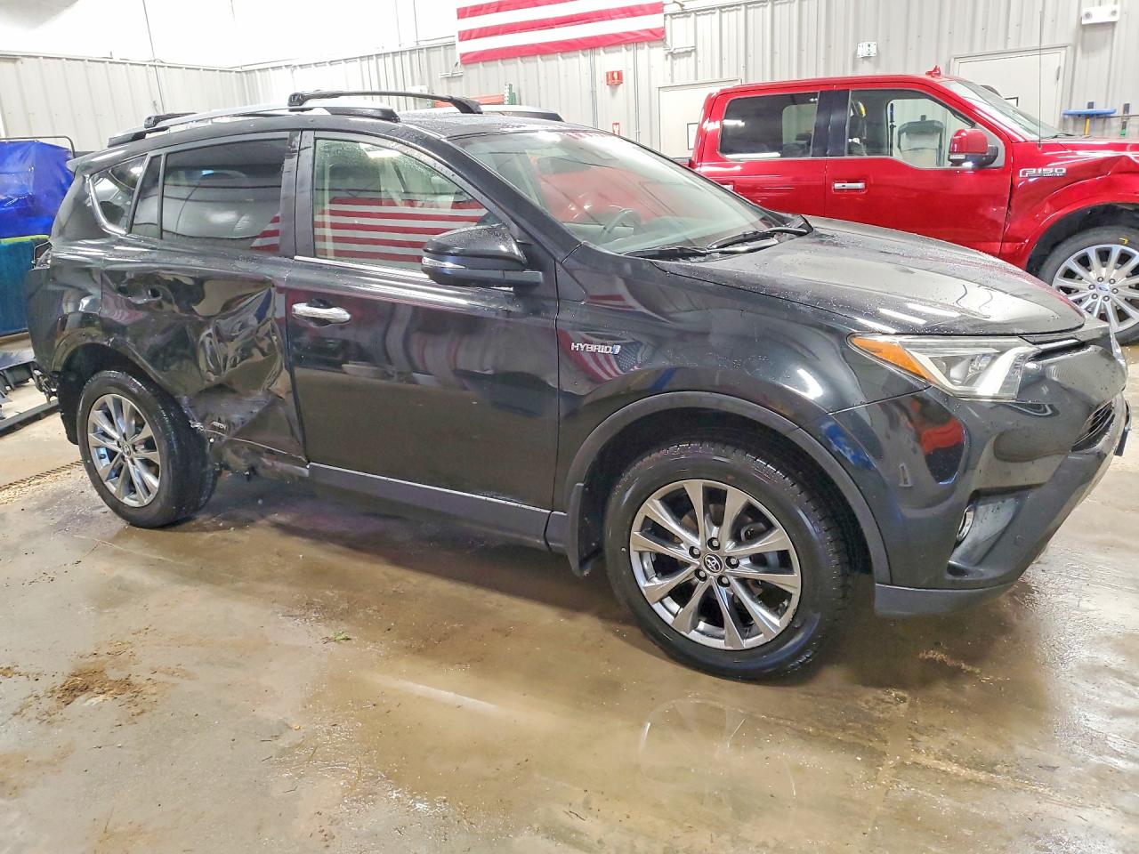 2018 TOYOTA RAV4 HV LIMITED photo 4