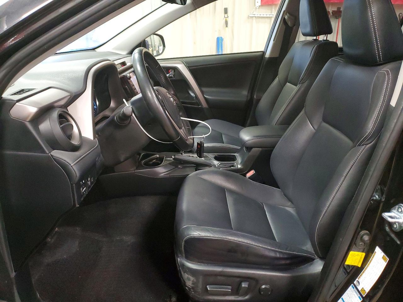 2018 TOYOTA RAV4 HV LIMITED photo 7