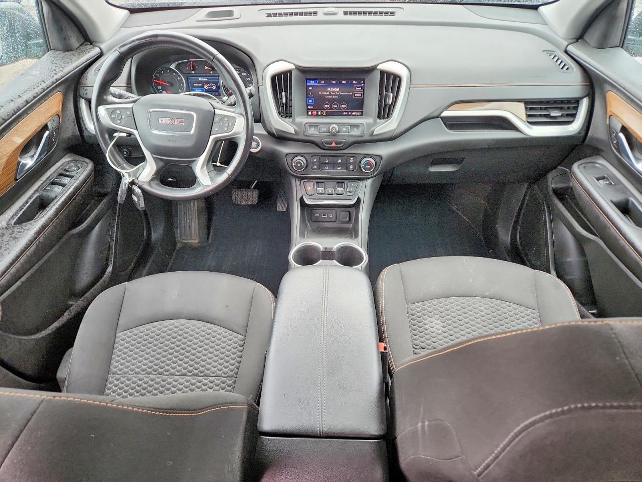 2020 GMC TERRAIN SLE photo 22