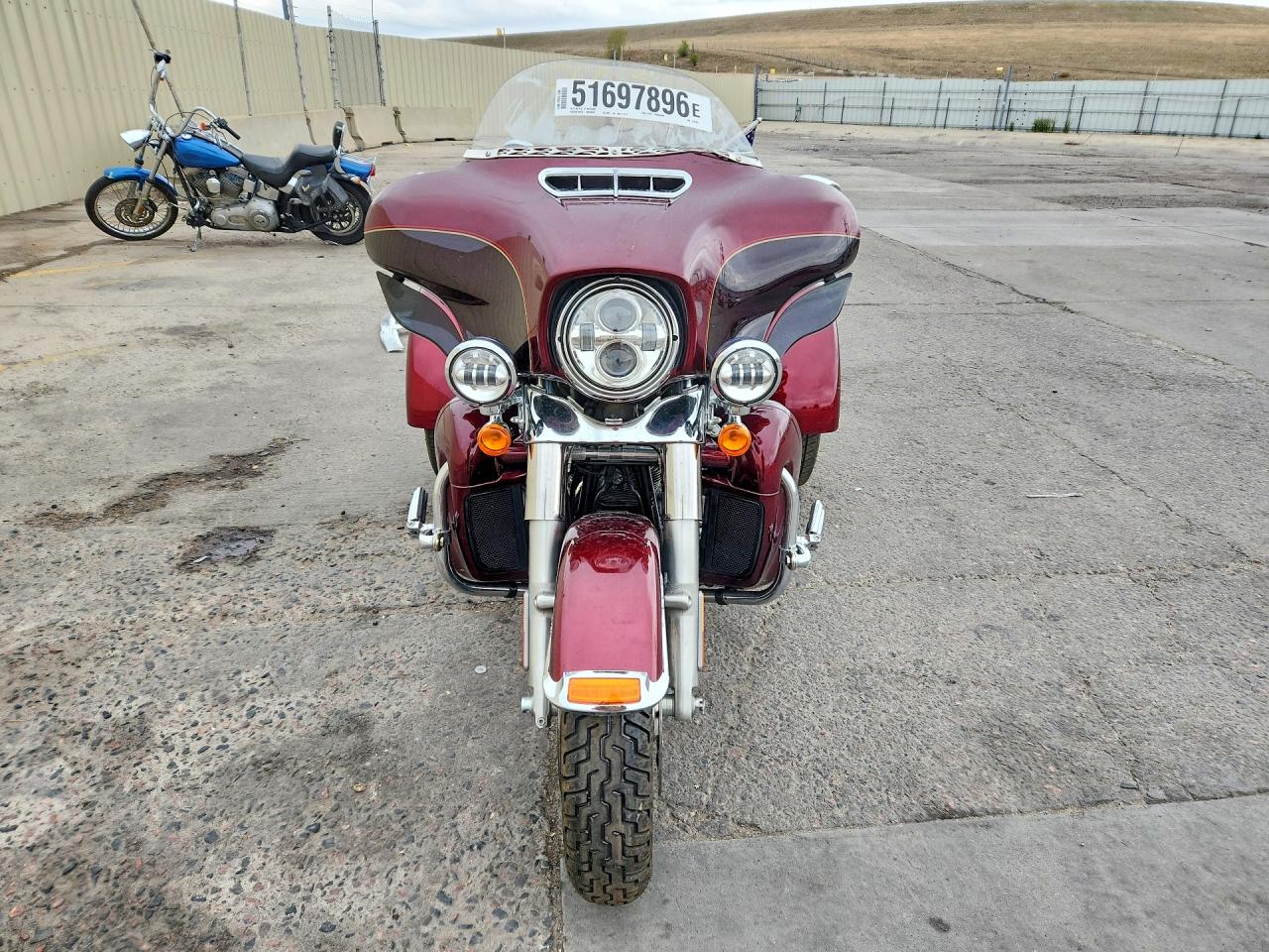 2014 HARLEY-DAVIDSON FLHTCUTG TRI GLIDE ULTRA photo 4