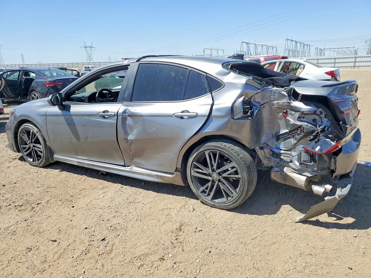 2025 TOYOTA CAMRY XSE photo 4