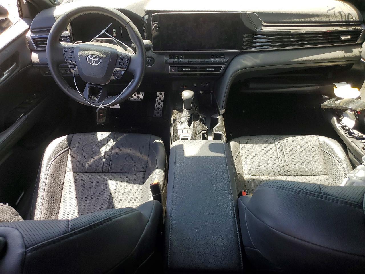 2025 TOYOTA CAMRY XSE photo 22