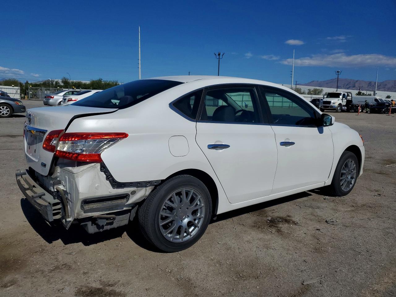 2013 NISSAN SENTRA S photo 7