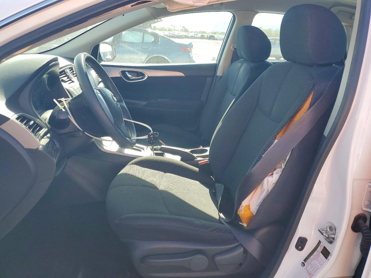 2013 NISSAN SENTRA S photo 19