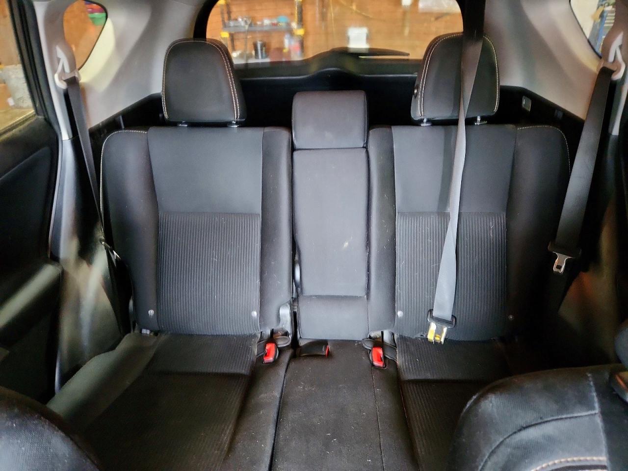 2014 TOYOTA RAV4 XLE photo 19