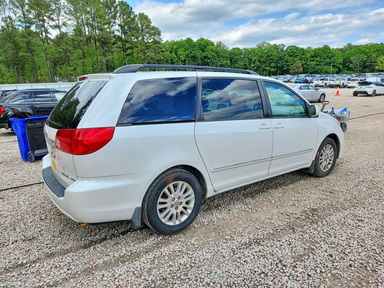 2008 TOYOTA SIENNA XLE LIMITED photo 5