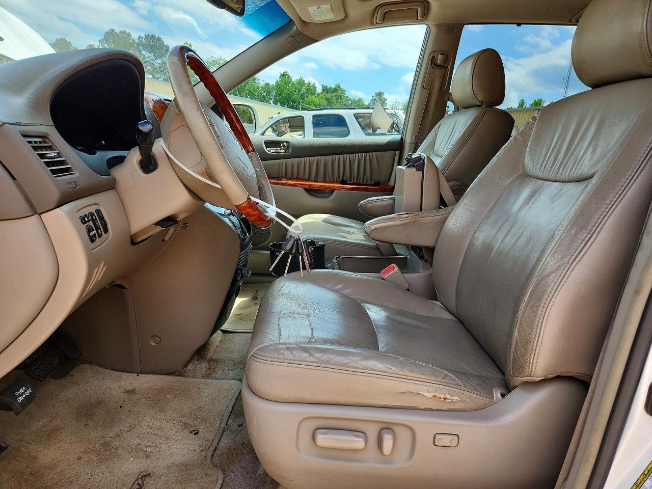 2008 TOYOTA SIENNA XLE LIMITED photo 13