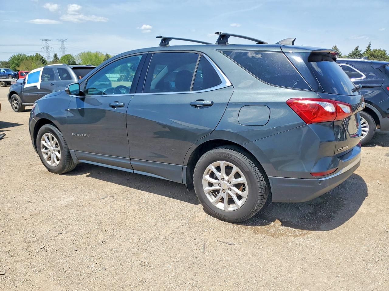 2019 CHEVROLET EQUINOX LT photo 3