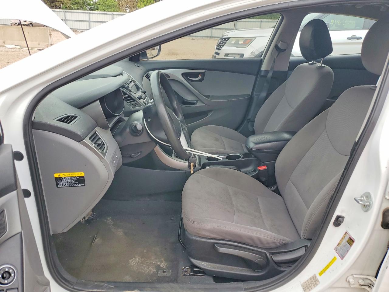 2016 HYUNDAI ELANTRA SE photo 7
