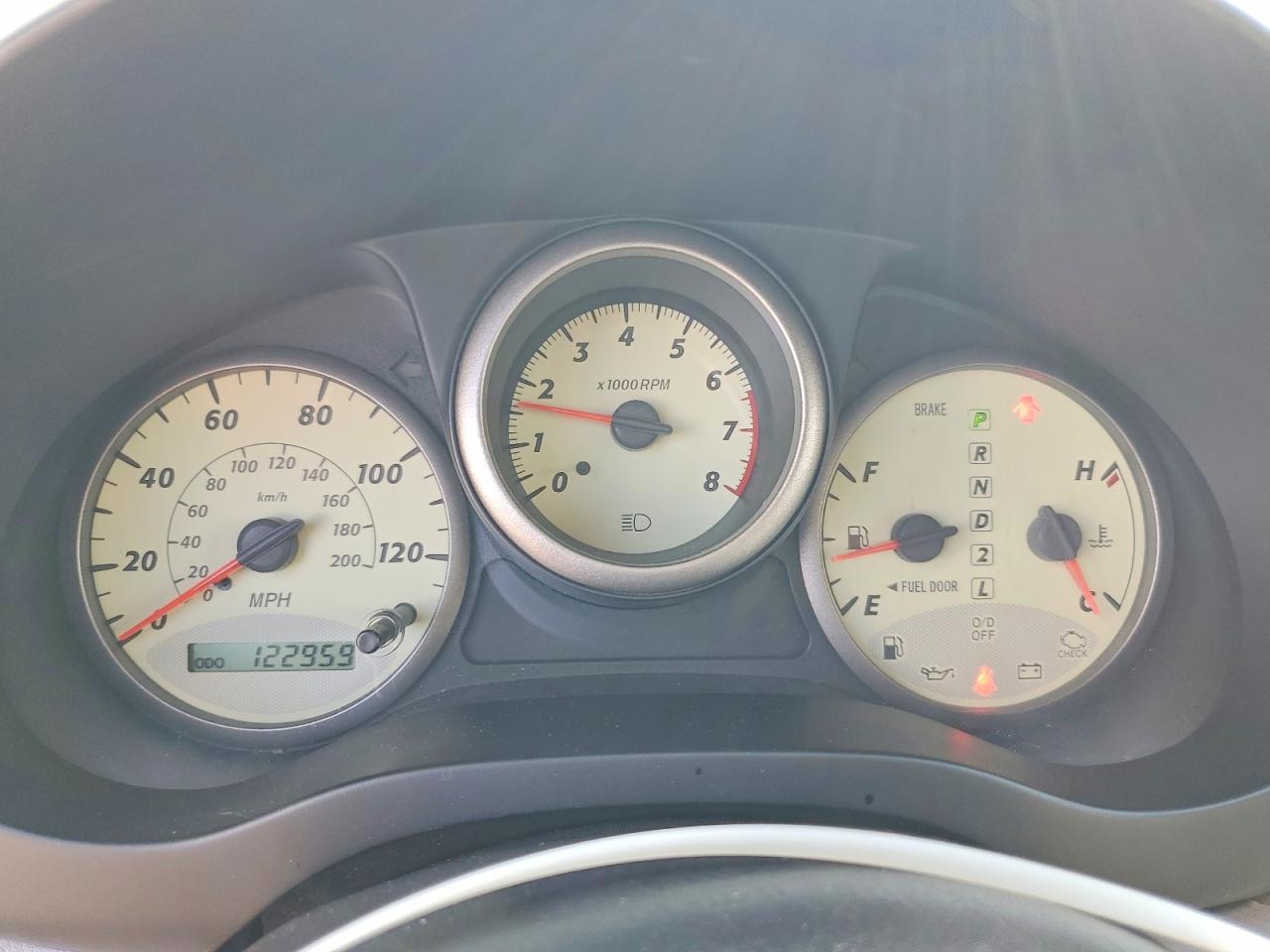 2002 TOYOTA RAV4 BASE photo 25