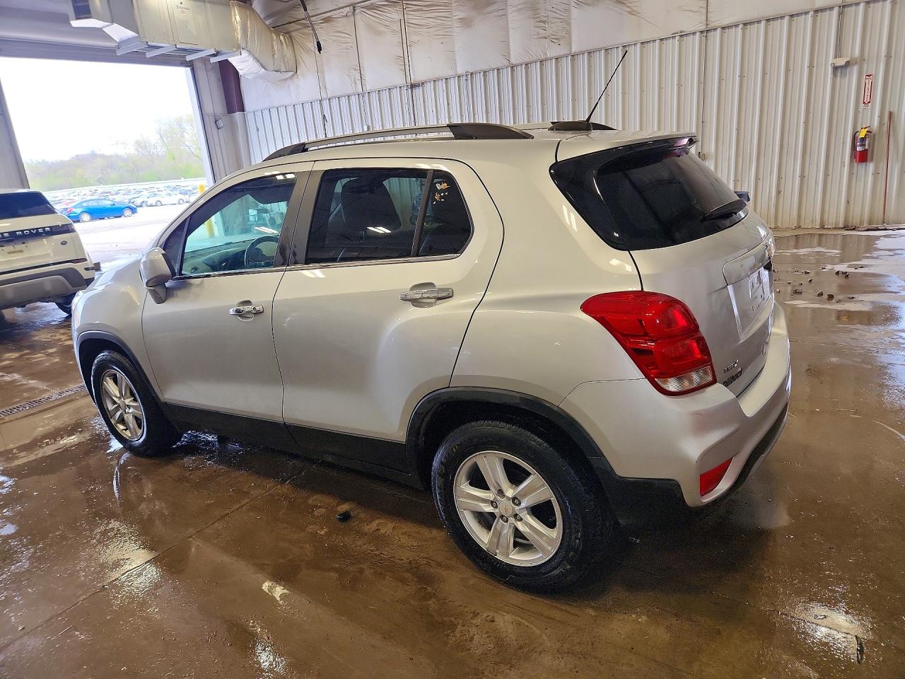 2019 CHEVROLET TRAX 1LT photo 4