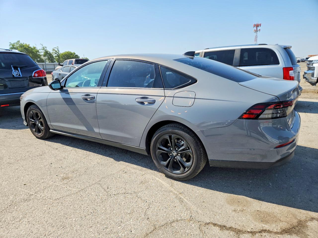 2025 HONDA ACCORD SE photo 3