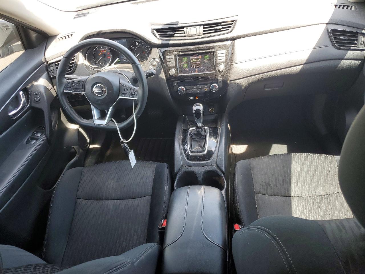 2018 NISSAN ROGUE SV photo 15