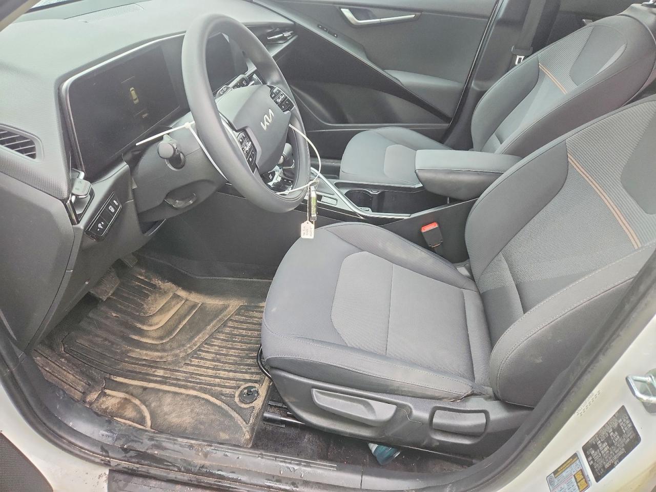 2024 KIA NIRO LX photo 13