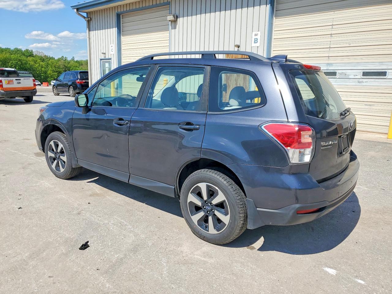 2018 SUBARU FORESTER 2.5I photo 2