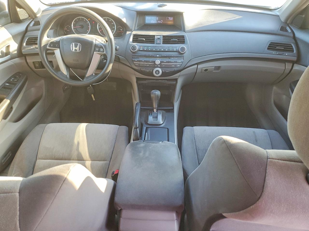 2008 HONDA ACCORD LX photo 22