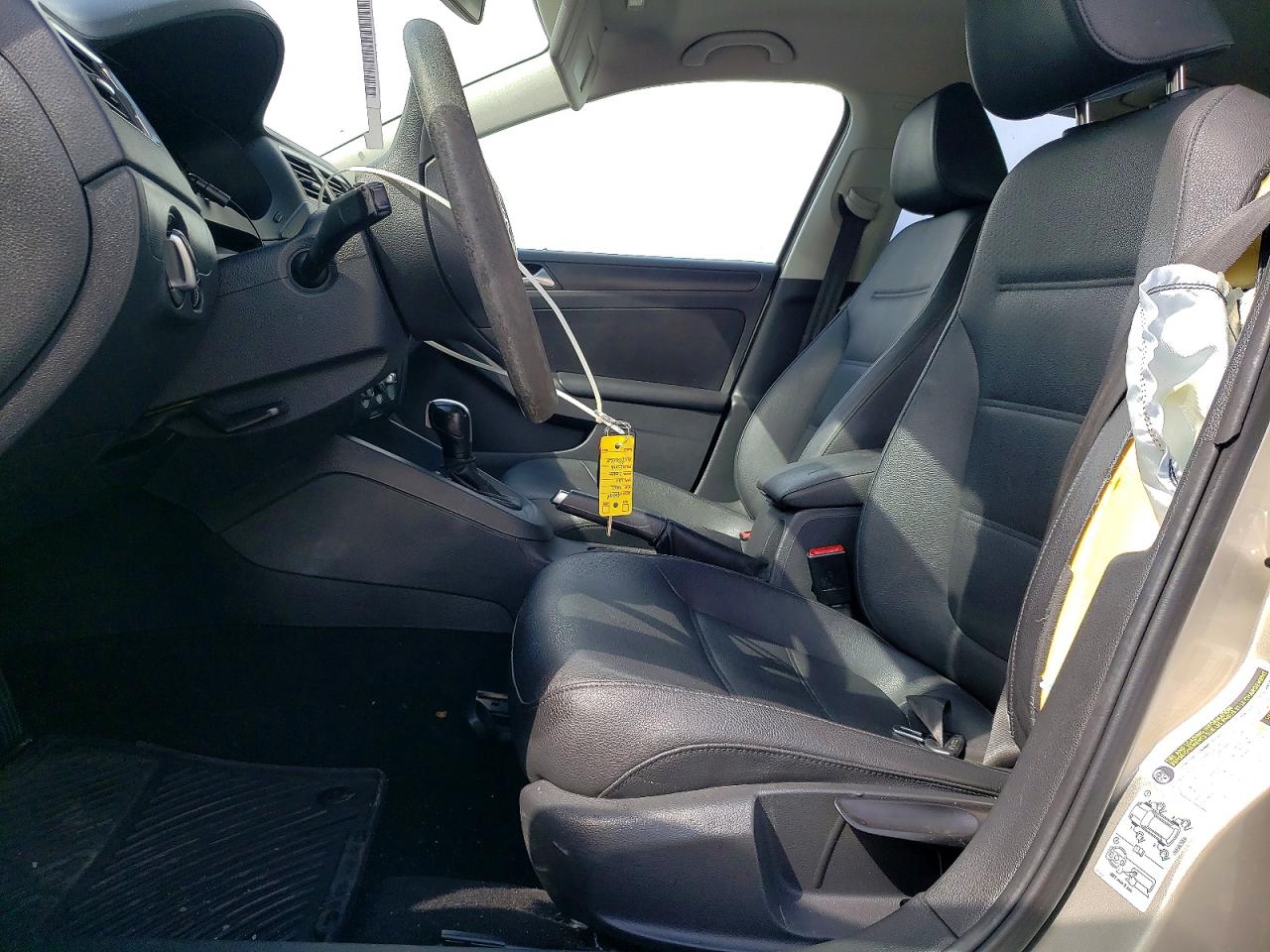 2012 VOLKSWAGEN JETTA SE photo 7