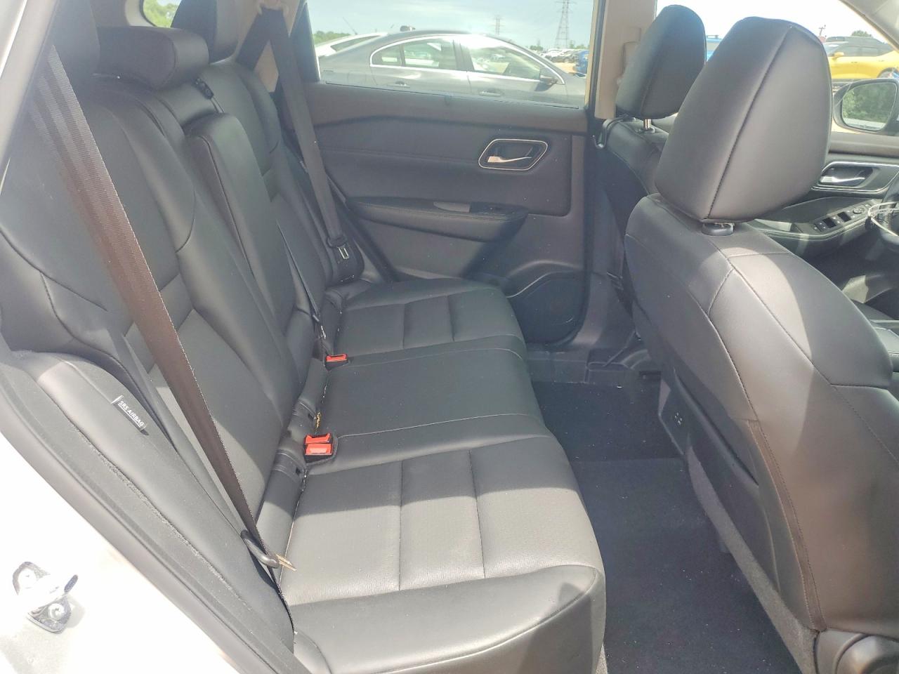 2021 NISSAN ROGUE SV photo 11