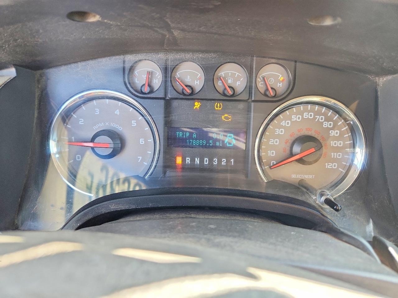 2010 FORD F150 SUPERCREW photo 25