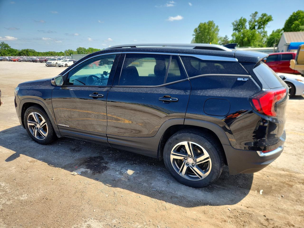 2019 GMC TERRAIN SLT photo 3