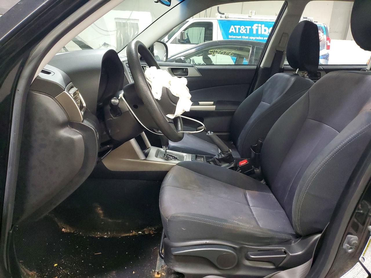 2010 SUBARU FORESTER XS photo 7