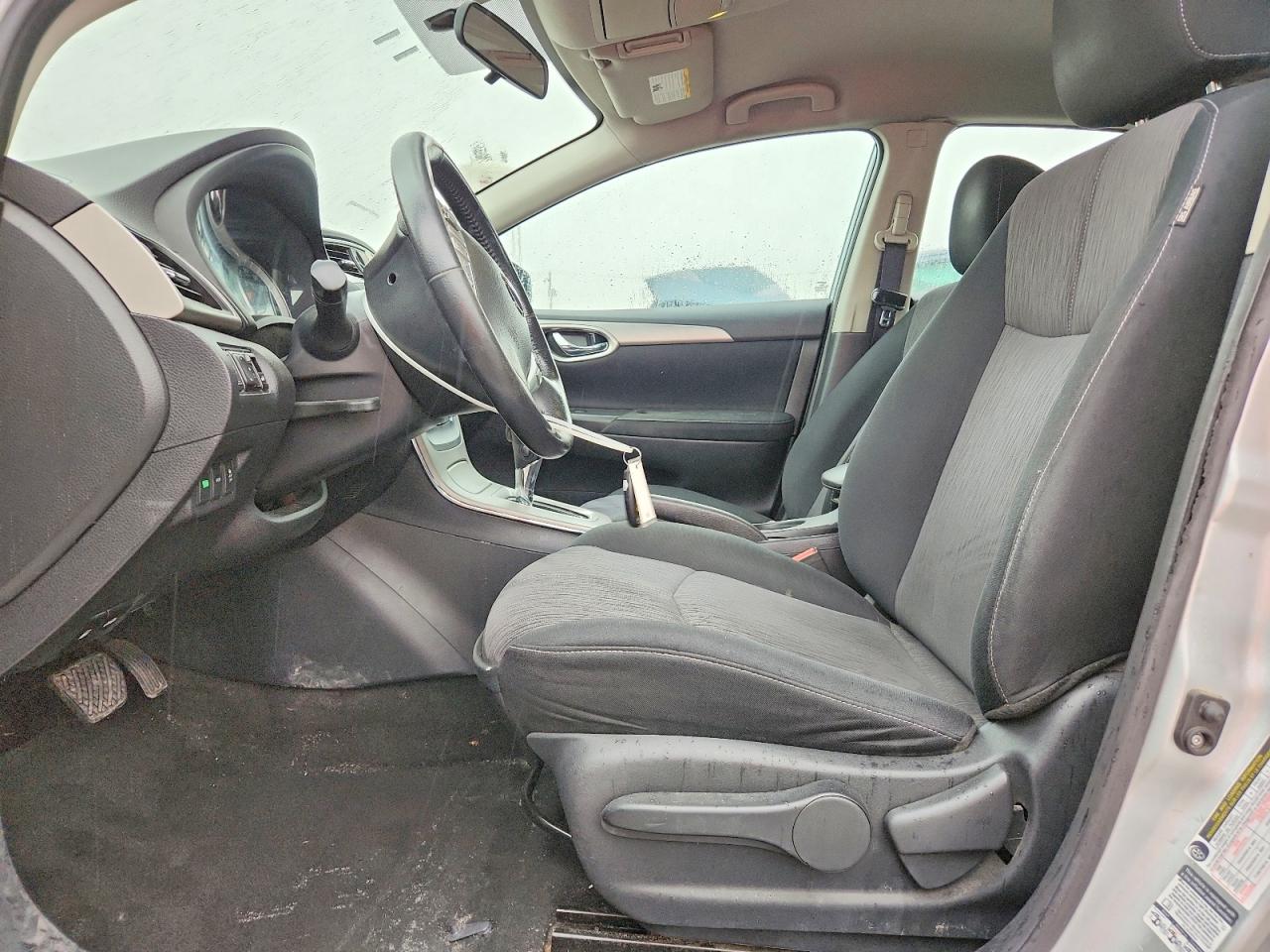 2015 NISSAN SENTRA SV photo 19