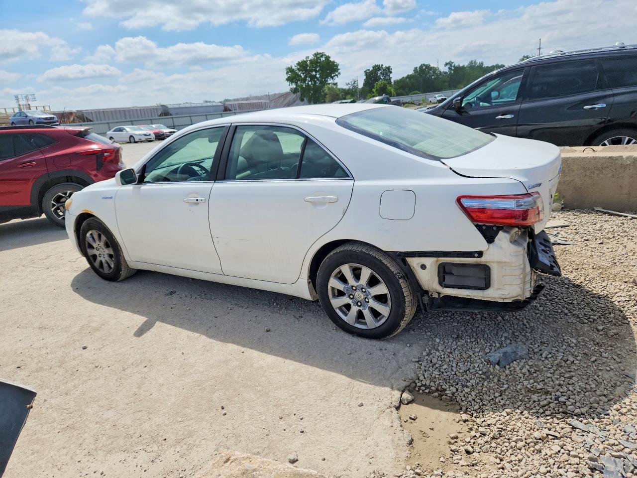 2007 TOYOTA CAMRY photo 2