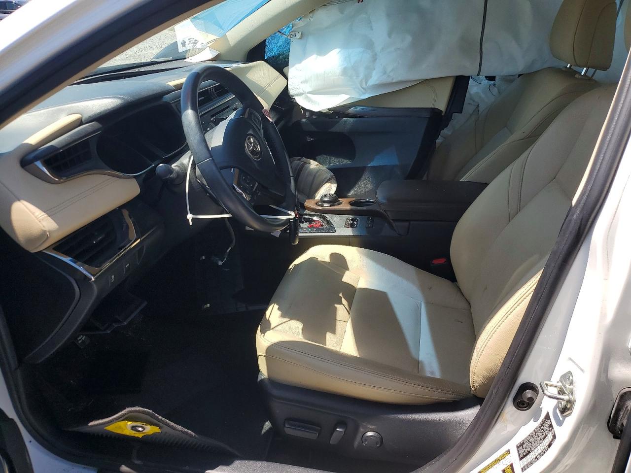 2016 TOYOTA AVALON XLE photo 13