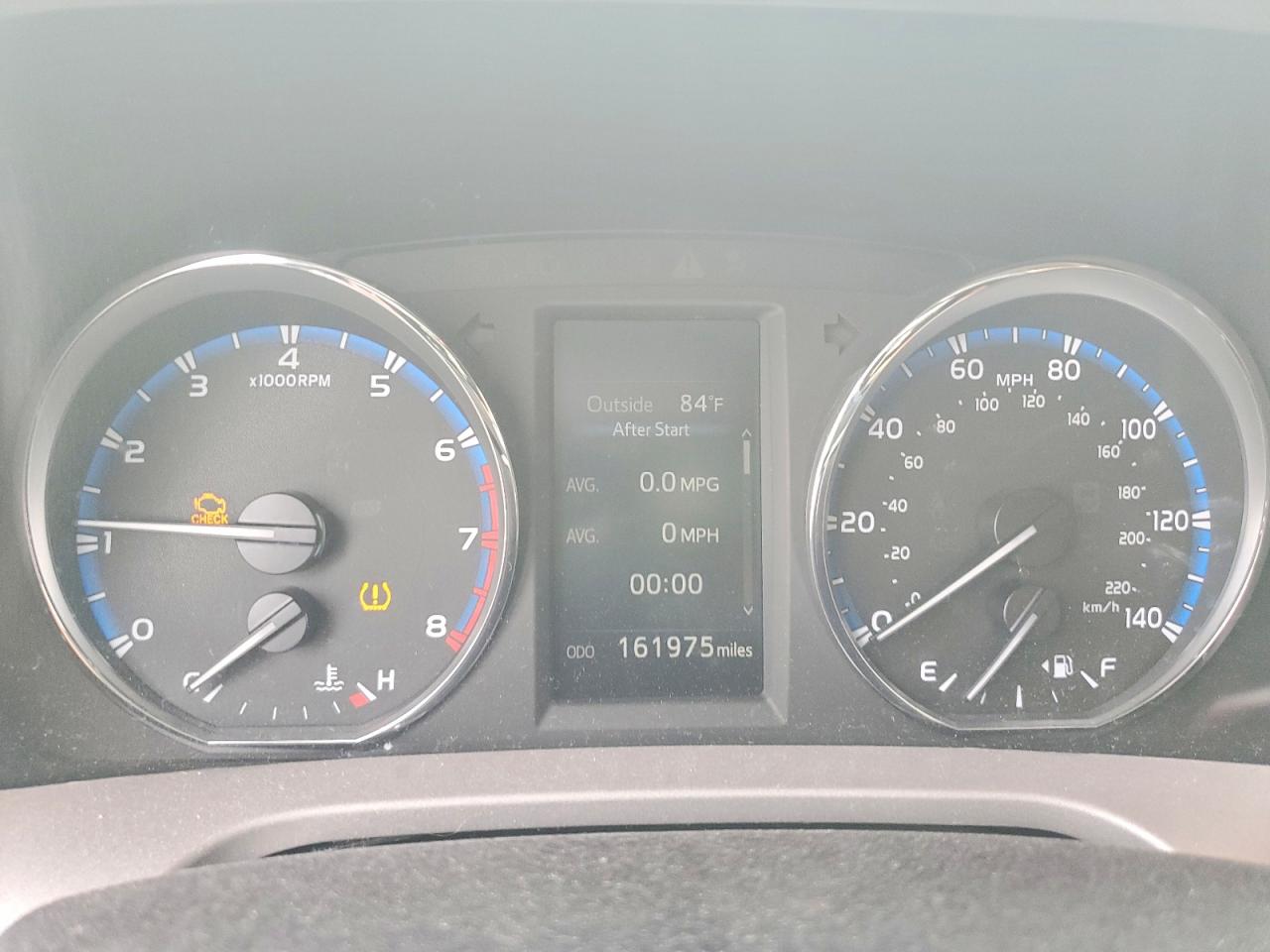 2016 TOYOTA RAV4 XLE photo 25
