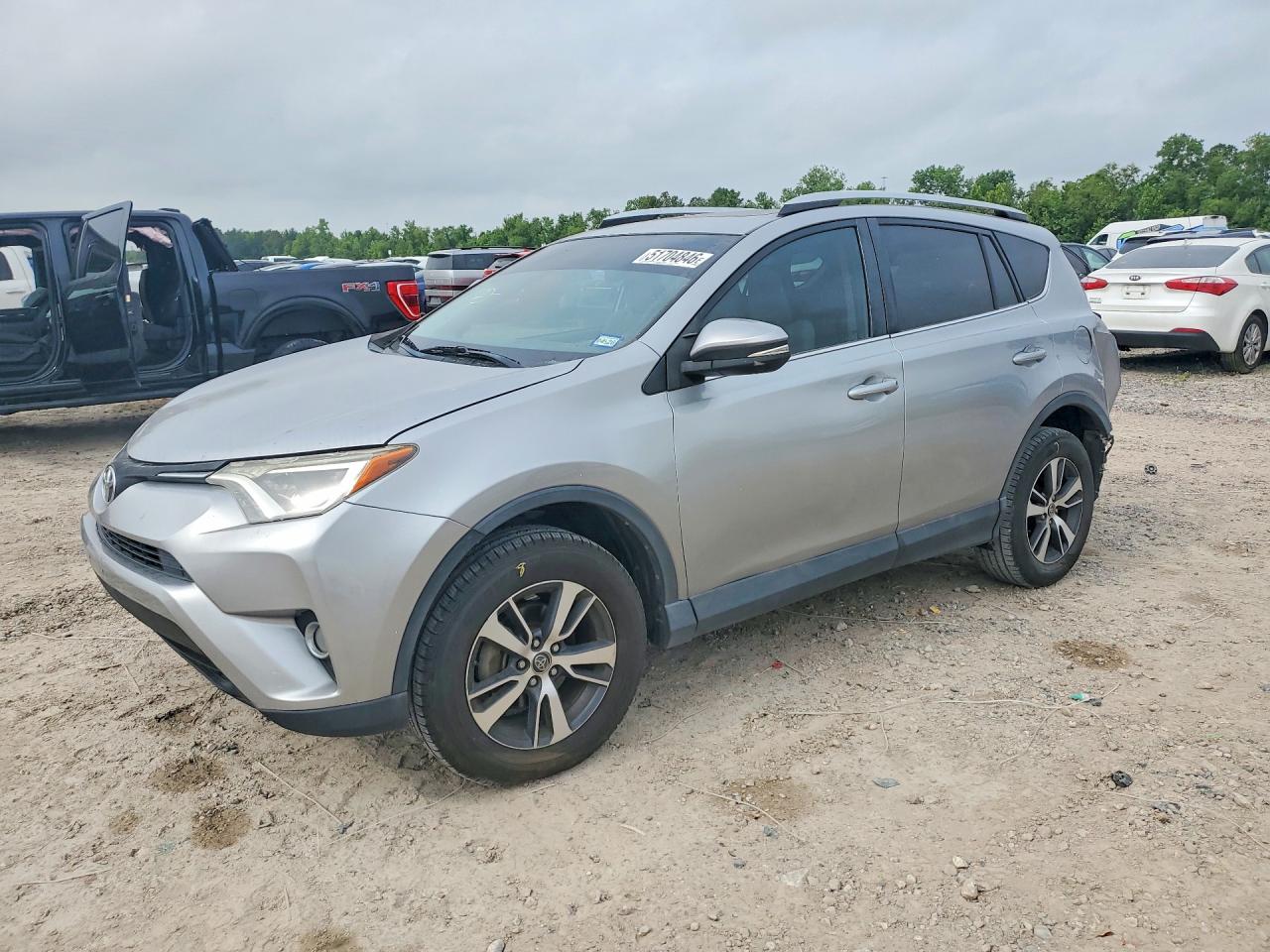 2016 TOYOTA RAV4