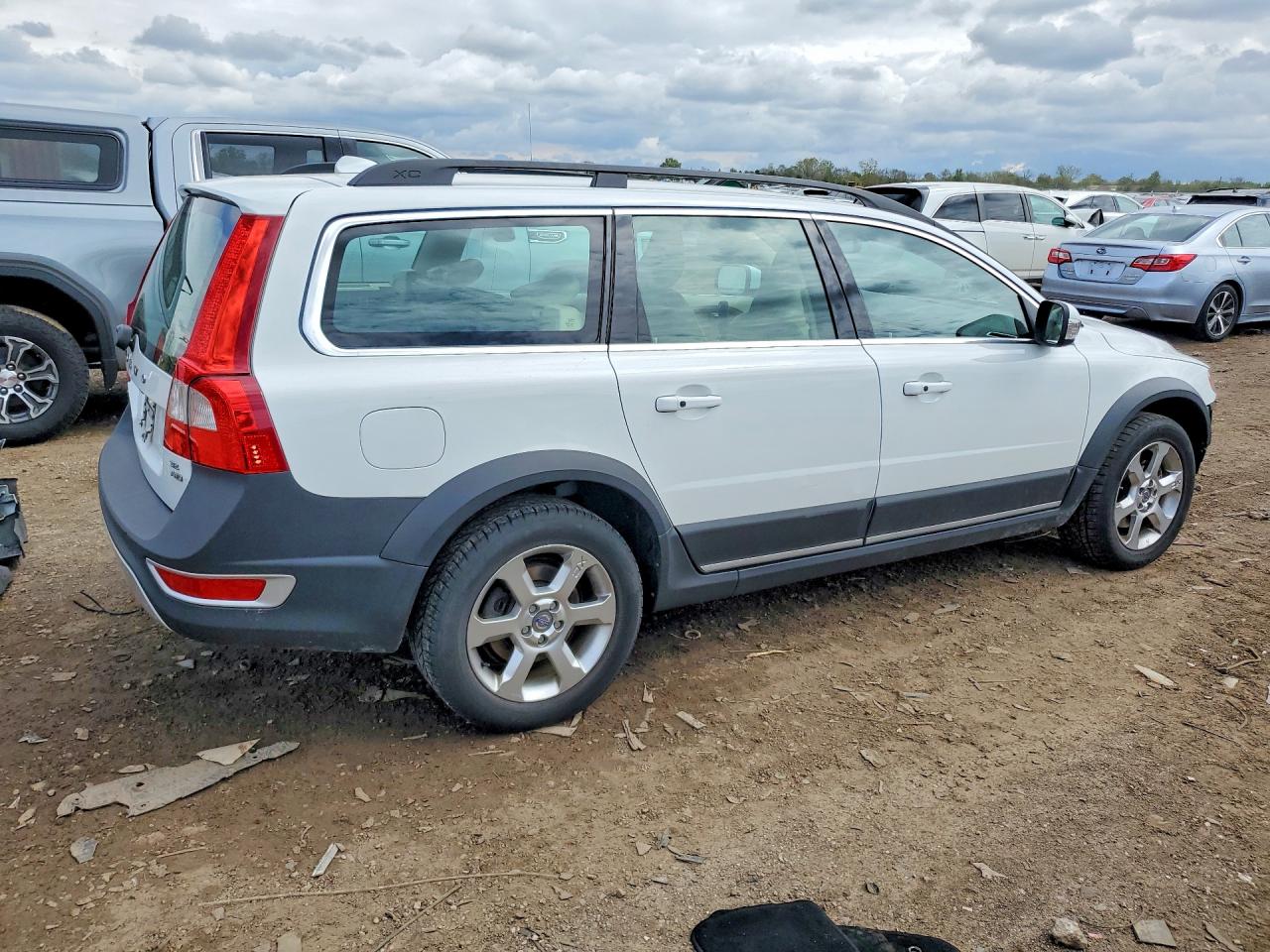 2010 VOLVO XC70 3.2 photo 7