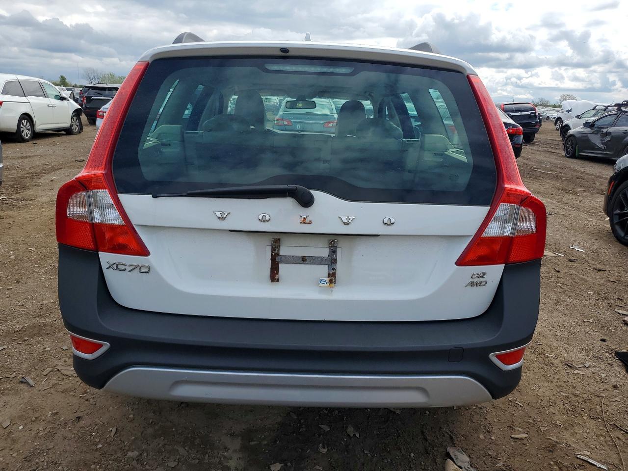 2010 VOLVO XC70 3.2 photo 16