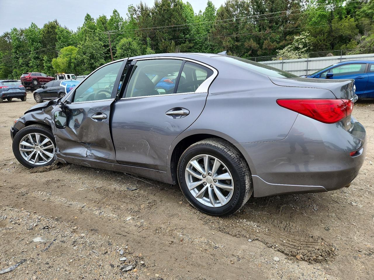 2015 INFINITI Q50 PREMIUM photo 3