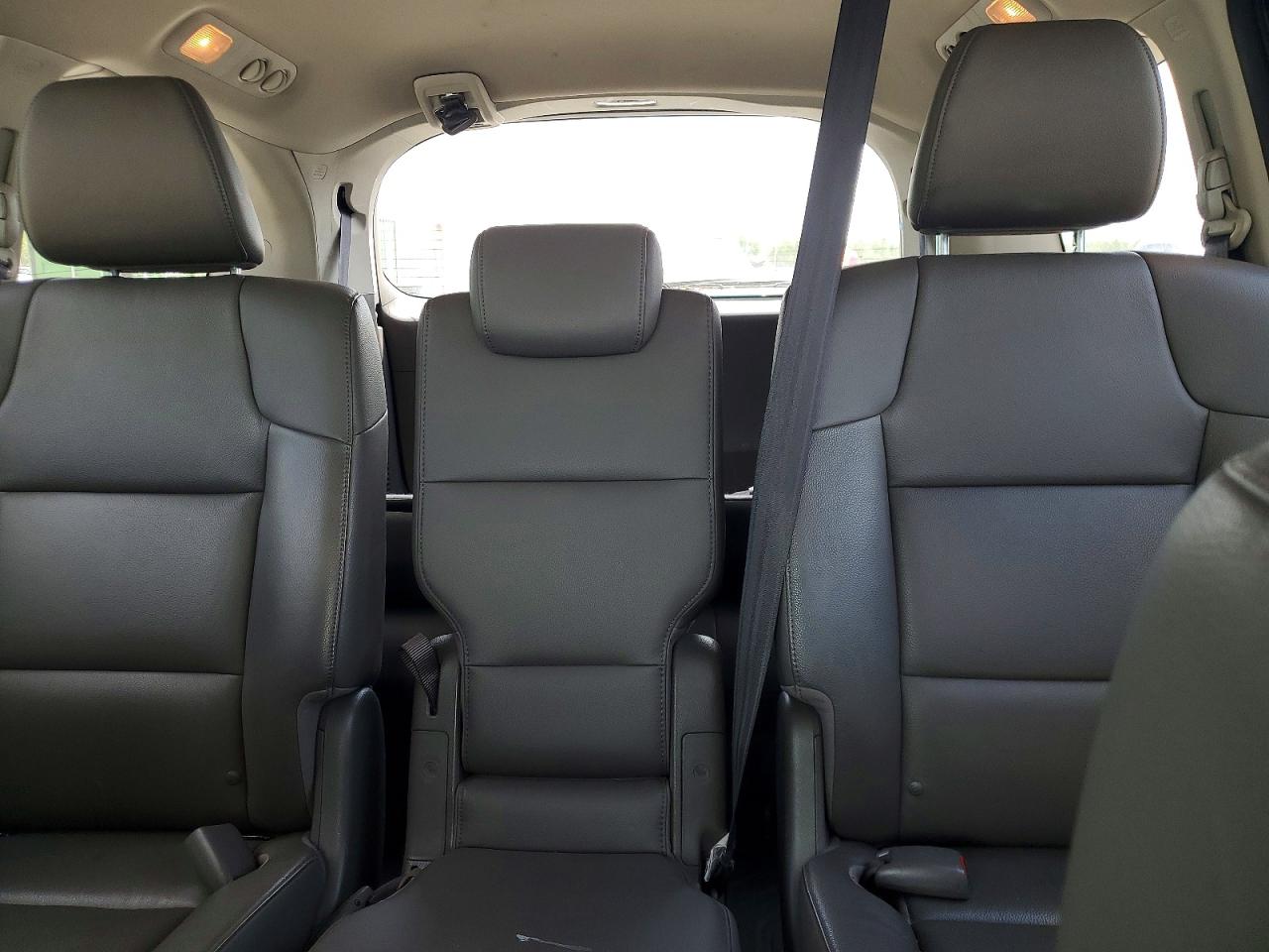 2016 HONDA ODYSSEY EXL photo 10