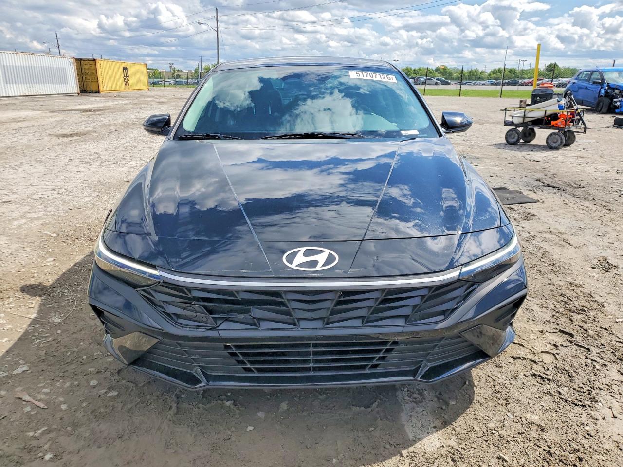 2025 HYUNDAI ELANTRA SE photo 9