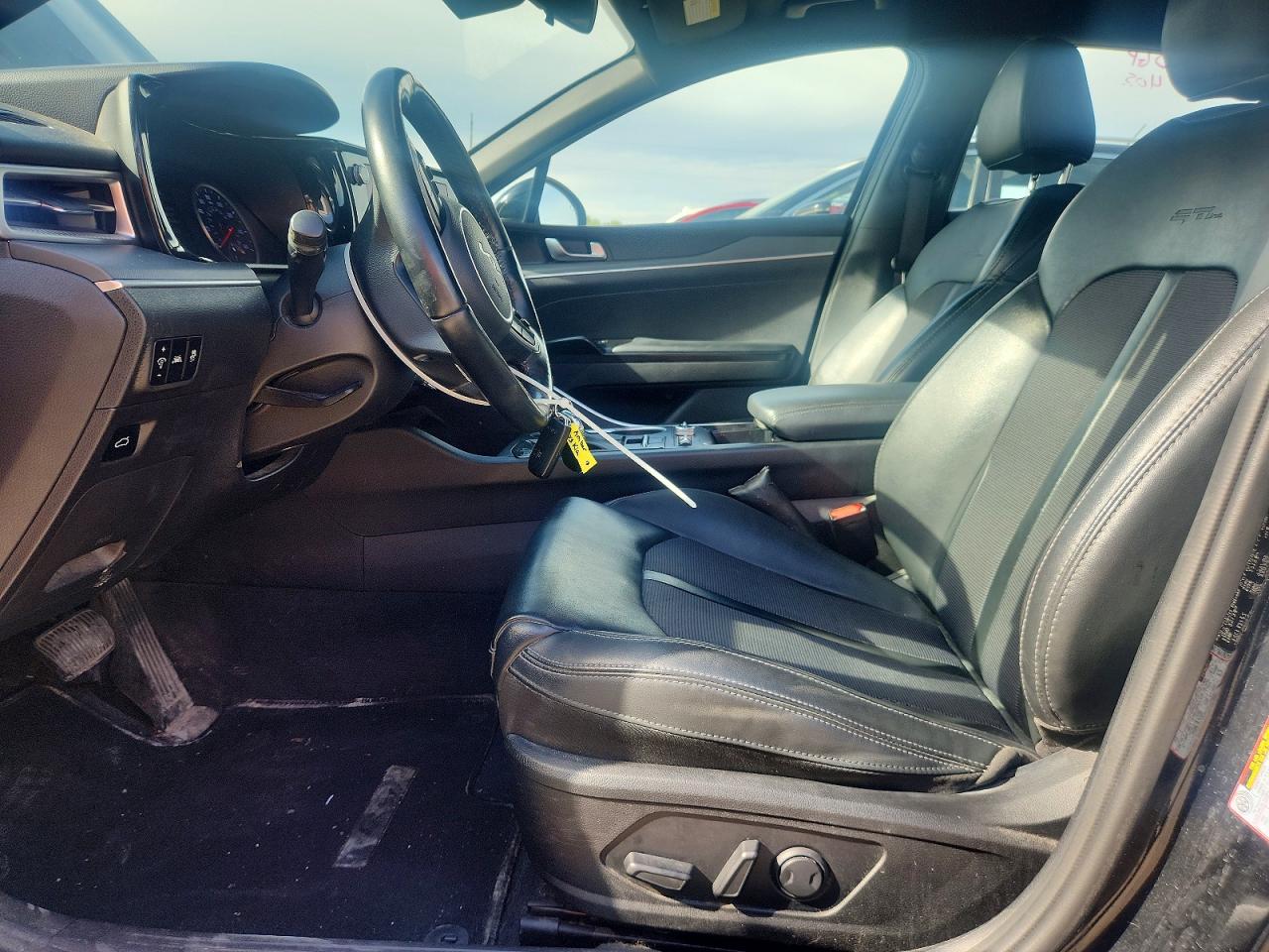 2023 KIA K5 GT LINE photo 13