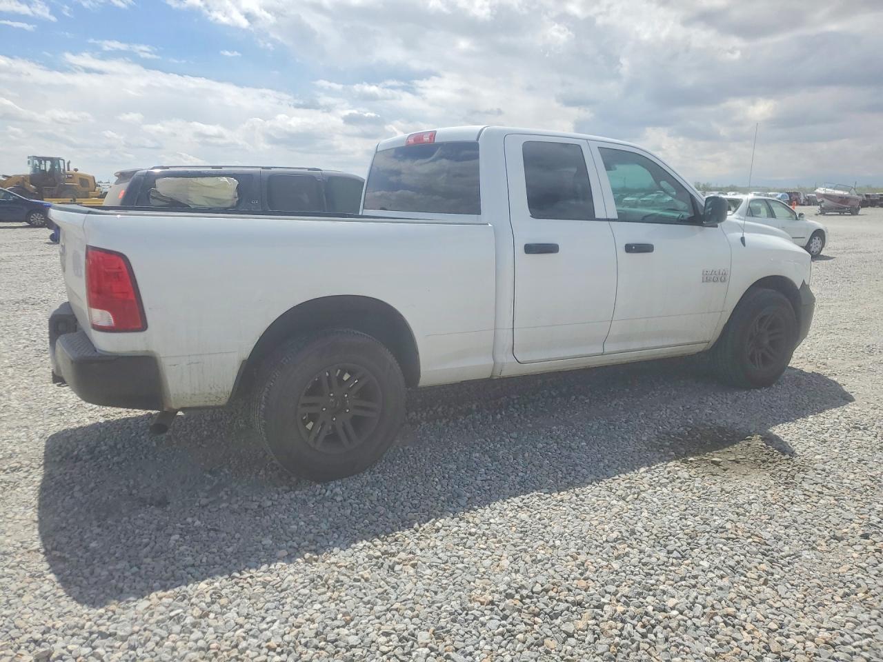 2016 RAM 1500 ST photo 5