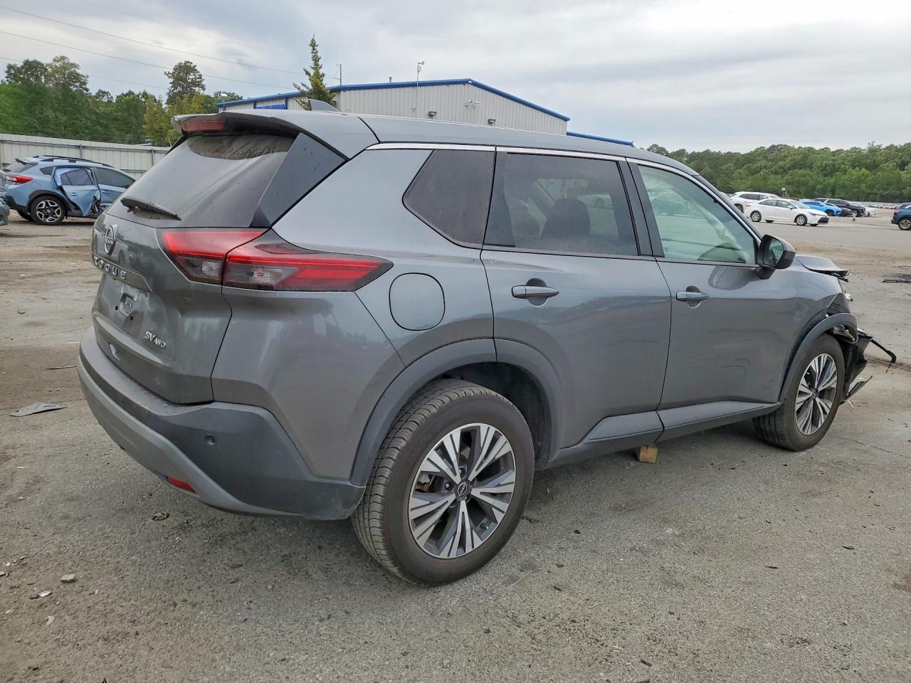 2023 NISSAN ROGUE SV photo 3