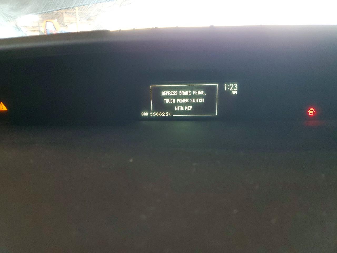 2012 TOYOTA PRIUS TWO photo 9